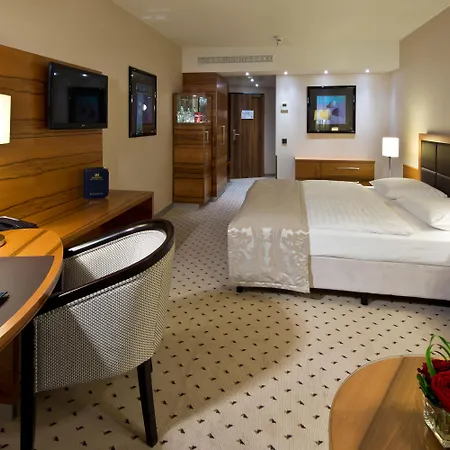 Hotel Maritim Bad Homburg 4*